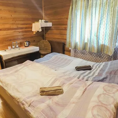 منزل للإقامة Base Camp 2 *